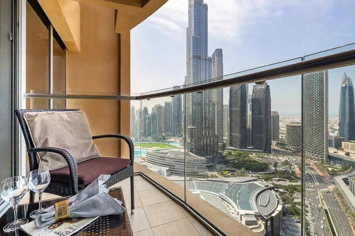 Frank Porter - Emaar Residences Fashion Avenue Dubai Apartment